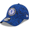 Mavi renkli nakışlı logo şapkası ve kıvrımlı kenarlı Chelsea Futbol Kulübü 9FORTY Mermerli Beyzbol Şapkası